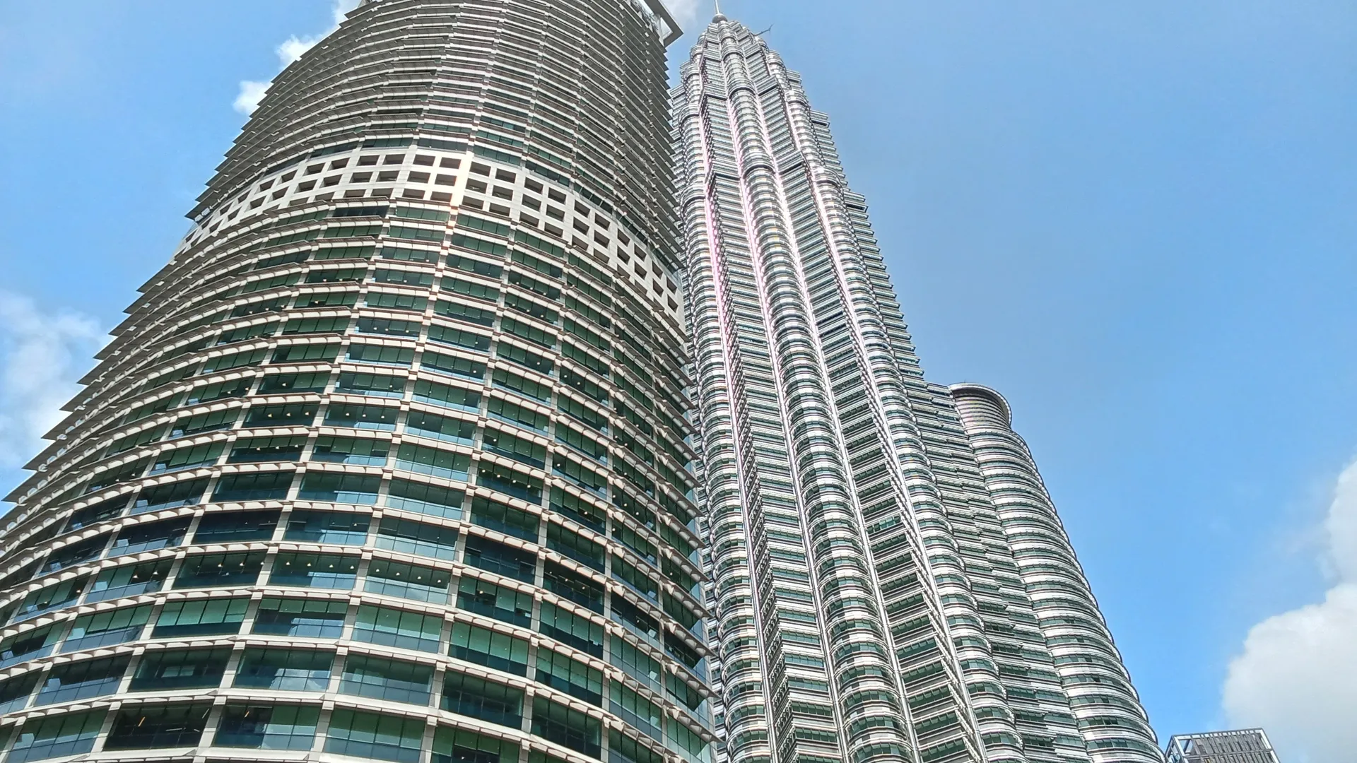 Menara Maxis beside the Petronas Twin Towers, KLCC